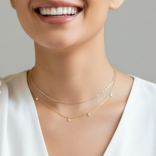 Collier Double Chaîne ALMÉA Zircons Plaque Or - Orelea Paris